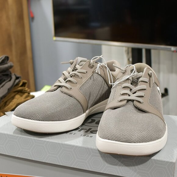 Hurley Other - Hurley Men's‎ Lace Up Shoe